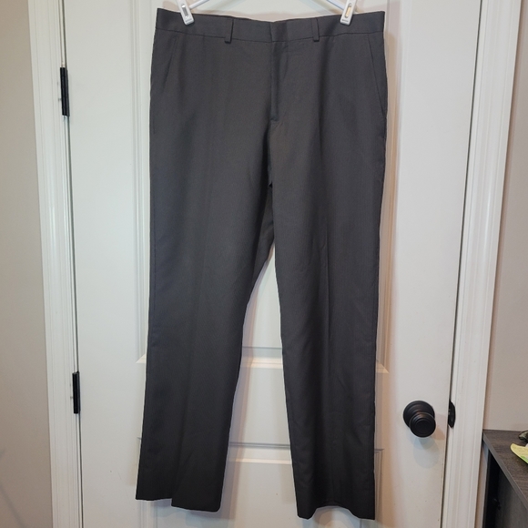 Kenneth Cole Reaction Other - KENNETH COLE REACTION dress slacks/pants W33 charcoal grey w/tiny stripe